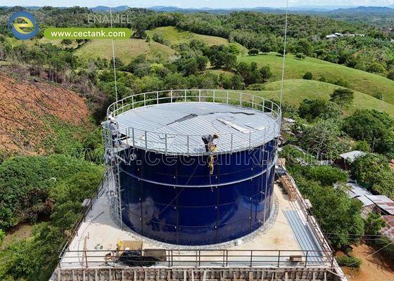 센터 에나멜은 콜롬비아의 식수 프로젝트를 위해 고품질의 식수 탱크를 공급합니다